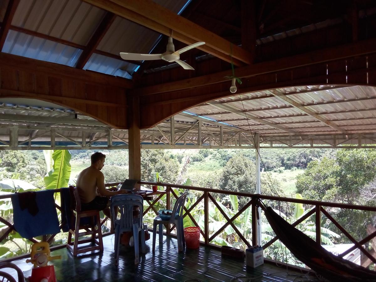 Banlung Mr Pov Home Stay מראה חיצוני תמונה